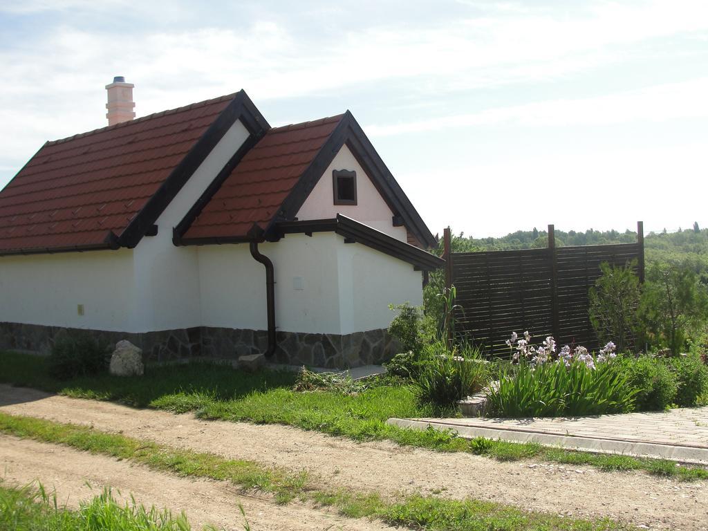 Voeroesmal Vendeghaz Appartement Balatonfüred Kamer foto